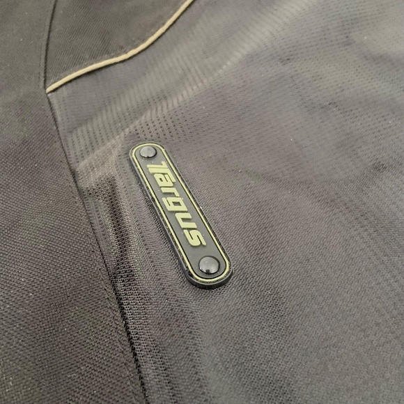 Targus Incognito Messenger Laptop Notebook Shoulder Bag Black - Picture 5 of 16